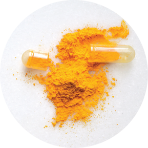food supplement open caps with orange powder - complément alimentaire capsule ouverte avec poudre orange